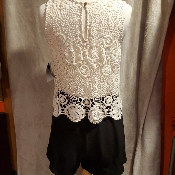 NWT City Triangles Ivory Romper Junior's Small New - Picture 6 of 8